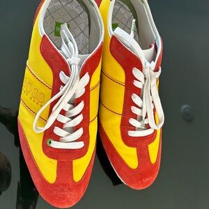 Hugo boss shoes ! Few scratches in the front